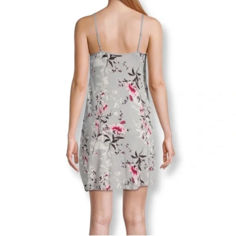 Ambrielle Womens Sleeveless Sweetheart Neck Chemise - Picture 2 of 2